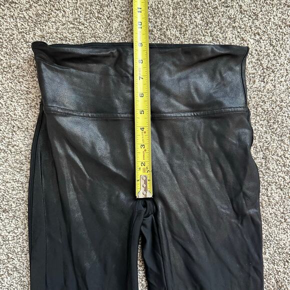 SPANX black faux leather leggings size M - Picture 11 of 11